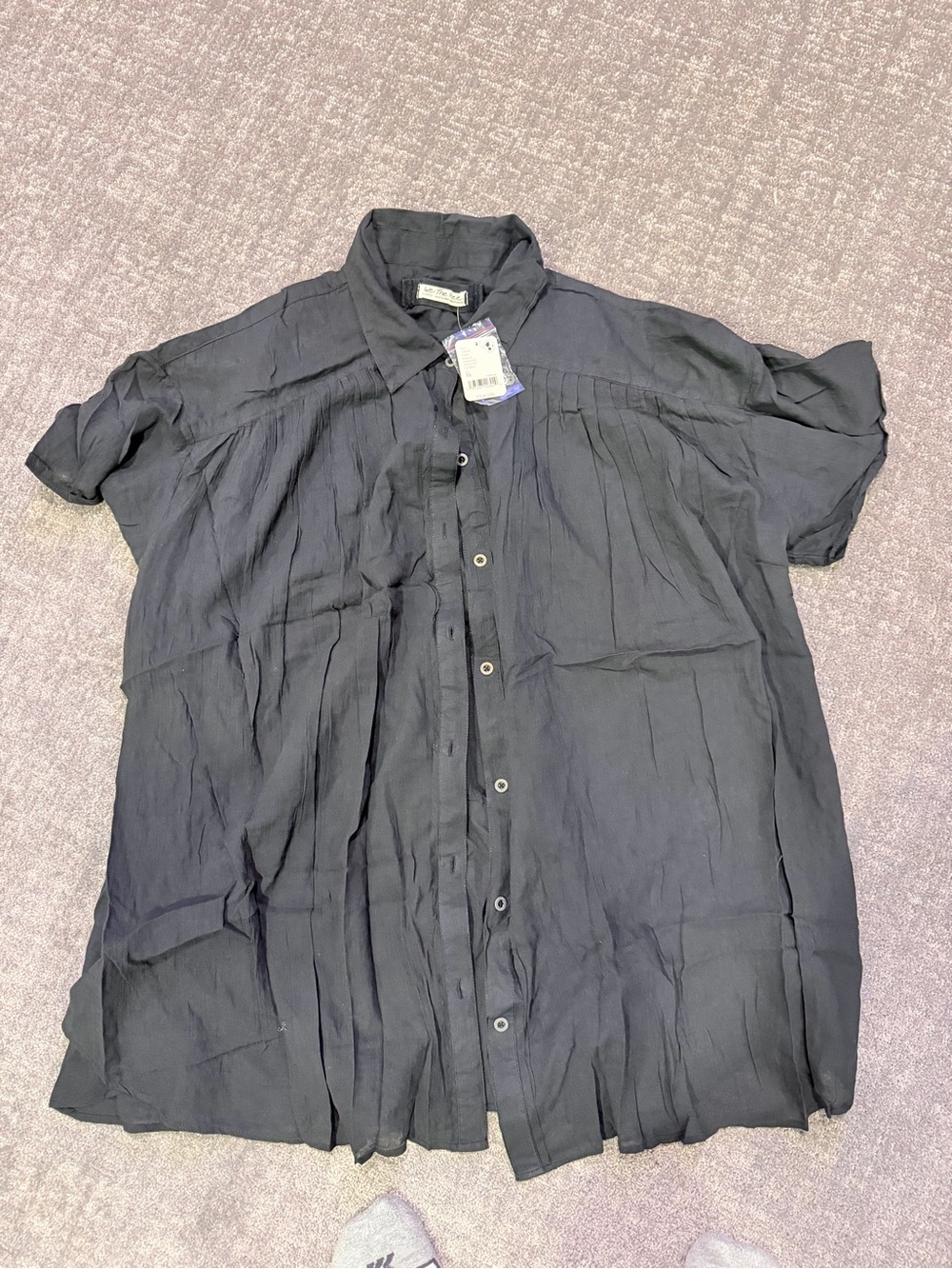Woman’s Free People  Short Sleeve Button-Down Shirt in Black NWT size XL